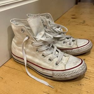 Converse Chuck Taylor All Star Classics size 7